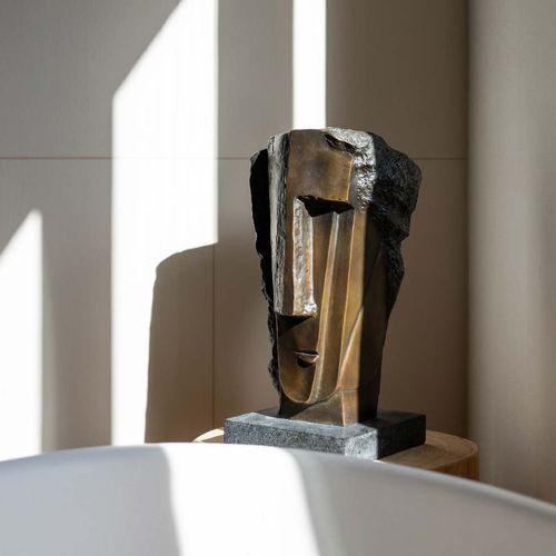 Cubis Head by Bespoke Sculpture