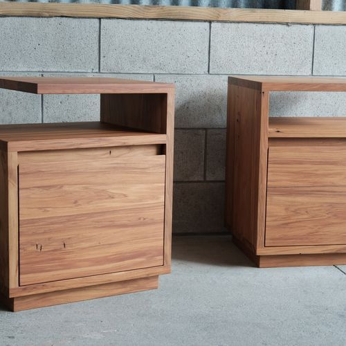 Hr Bedside Tables
