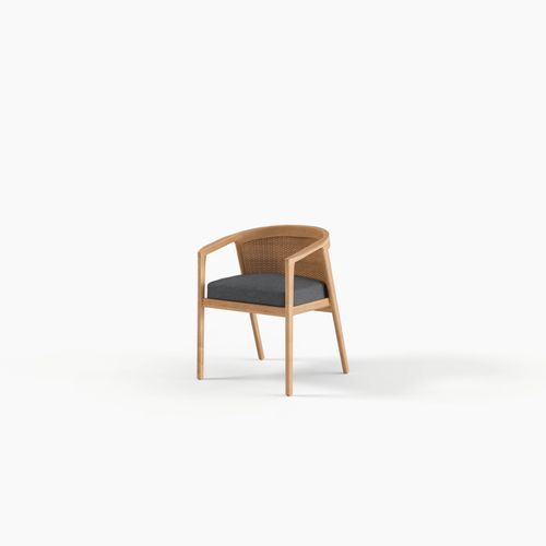 Makara Carver Chair | Outdoor Furniture