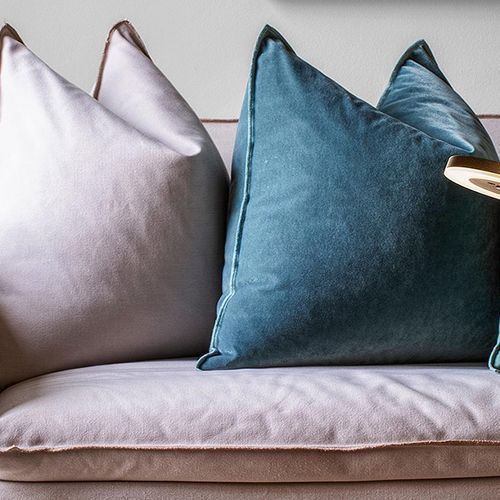 Bella Table Lamp