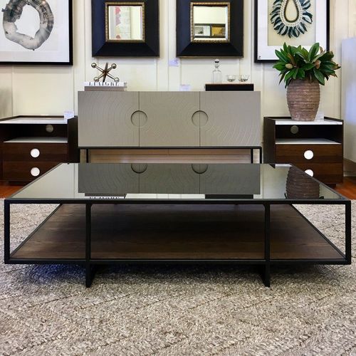 Ferrier - Table by Apartmento