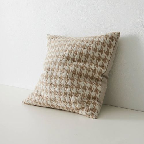 Weave Home Giovanni Cushion - Oatmeal | Bouclé Houndstooth
