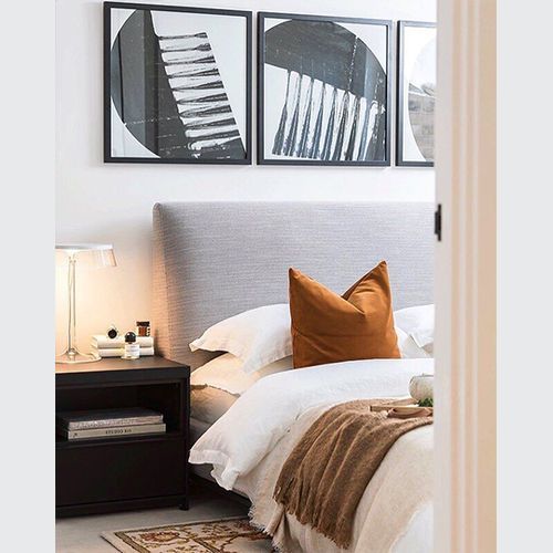 Crescent Bed