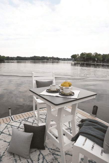 Harbor 33" Square Table