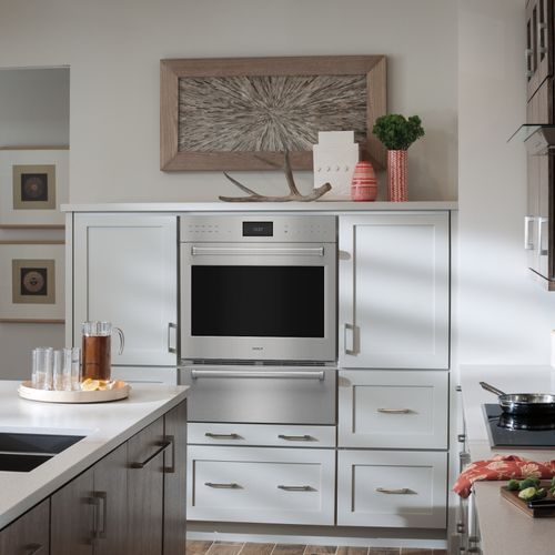 76 cm E Series Professional Built-in Single Oven ICBSO3050PE/S/P