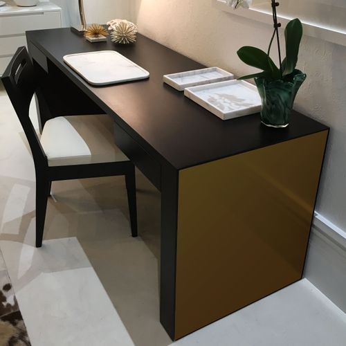 Meto Desk