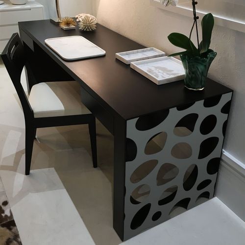 Meto Desk