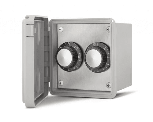 Infratech Dual Surface Mount Regulator with Weatherproof Box and Cover