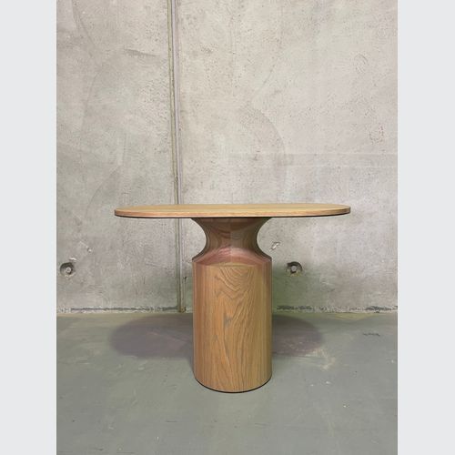 Indi Hall Table - Table by Apartmento
