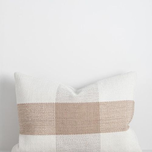 Baya Kinley In & Outdoor Cushion - Almond
