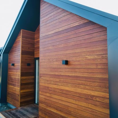 Horizontal Cladding