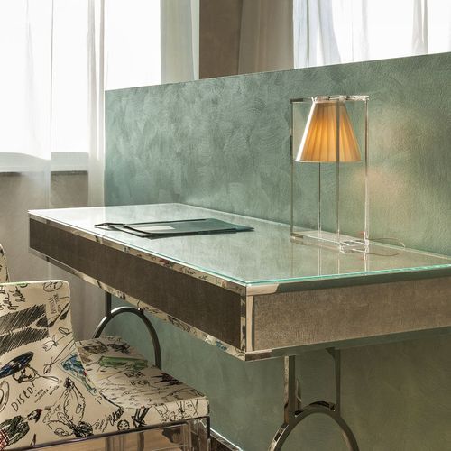 Light-Air Table Lamp