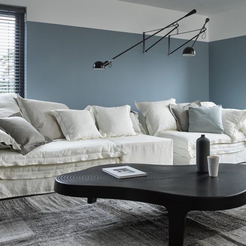 Jan's New Sofa