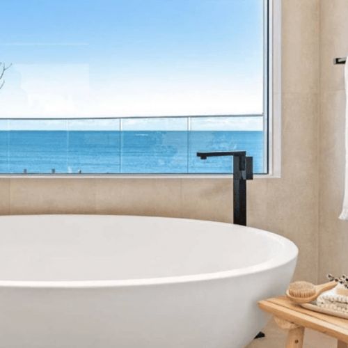 Pietra Bianca Maddison Freestanding Stone Bath
