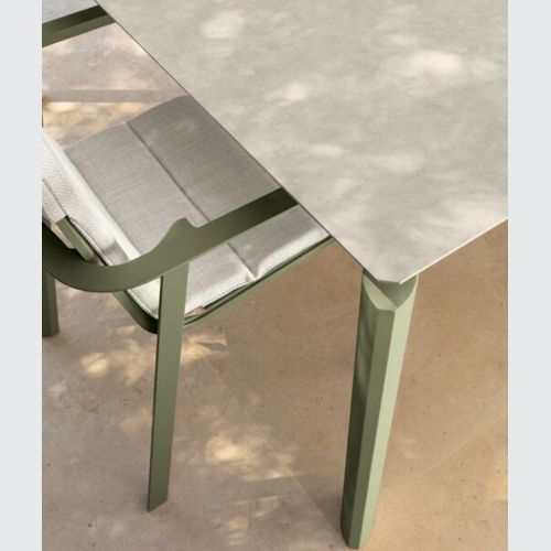 Milo Dining Table