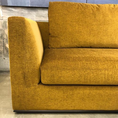 Monty Sofa - Sofa by Apartmento