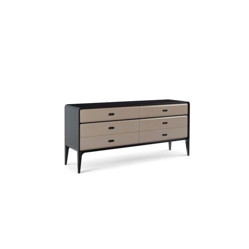 Offing Dresser