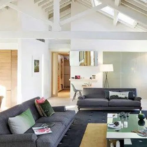 Mathew Hilton Sofa