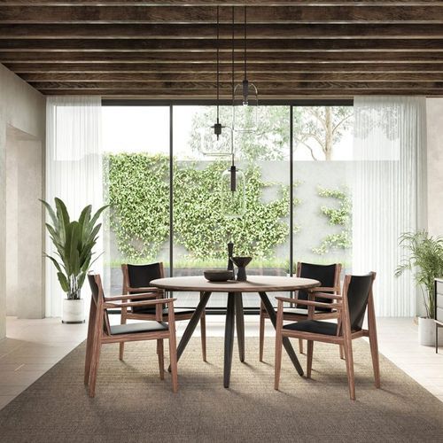 MO Dining Table