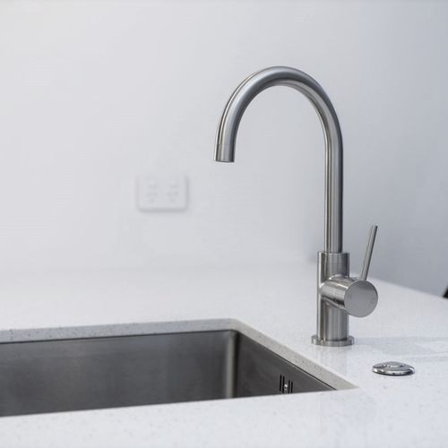 Gooseneck Swivel Mixer Clas31 Brushed Nickel