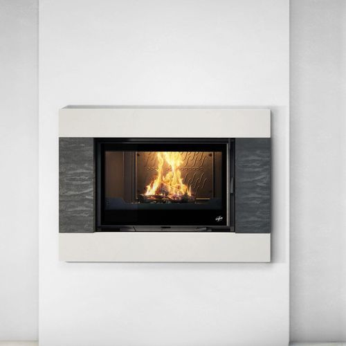 Seguin Europa 7 Blackline Cast Iron Fireplace