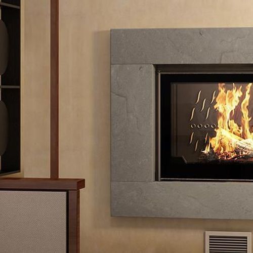 Seguin Europa 7 Blackline Cast Iron Fireplace