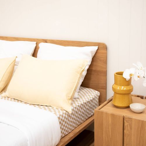 Serene Bed