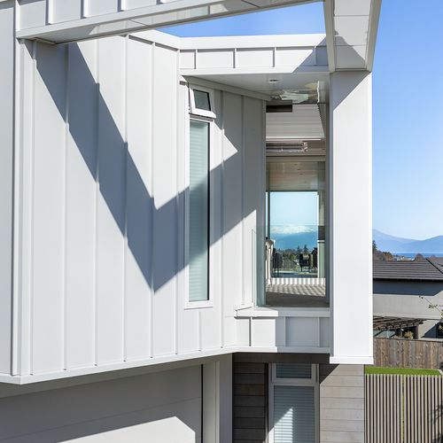 EuroSeam™ Standing Seam Tray Roofing and Cladding