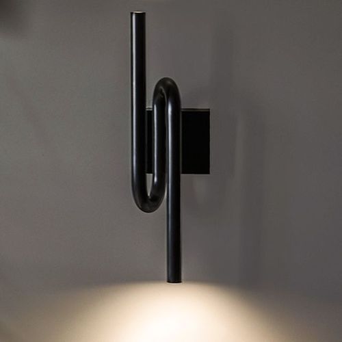 Tobia Wall Lamp