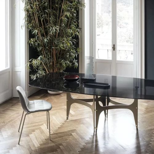 Universe Table
