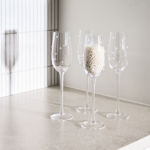 The Perfect Pearl Champagne Flute - Set of 4 Clear