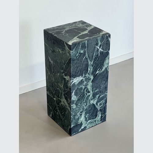 Verde Alpi Plinth