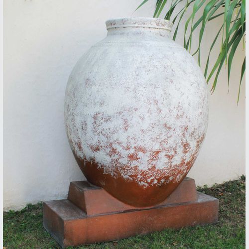 Quintex Oil Jar in Ithaca