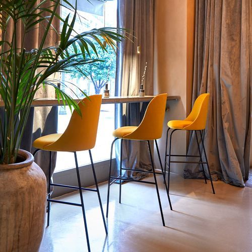 Aleta Bar Stool - Fixed