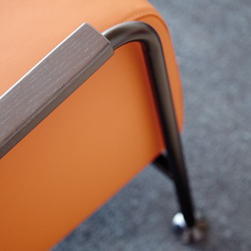 Colubi Armchair