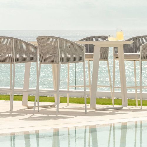 Gizella Outdoor Rope Bar Chair