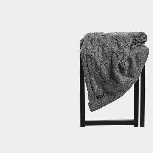 Chunky Cable Italian Cashmere Throws