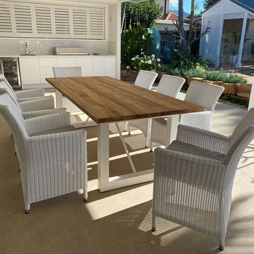 Laguna Table with Mateus Chairs 9pc