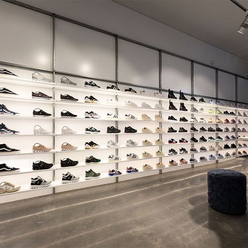 Custom Steel Retail Shelving Units