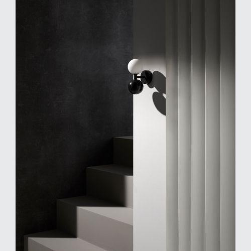 Dalt Wall Light