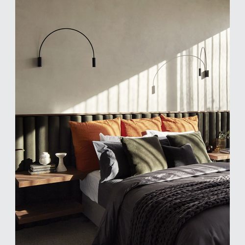Volta Wall Light