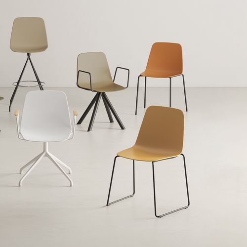 Maarten Plastic Chair - Four Metal Legs