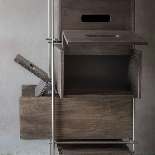 Manolo Shoe Stand