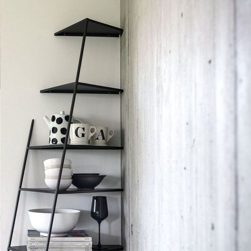 Mama Bookshelves