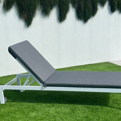 Monarch Outdoor Sunlounge