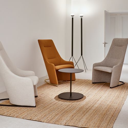 Nagi High Fixed Armchair - Smooth Upholstery