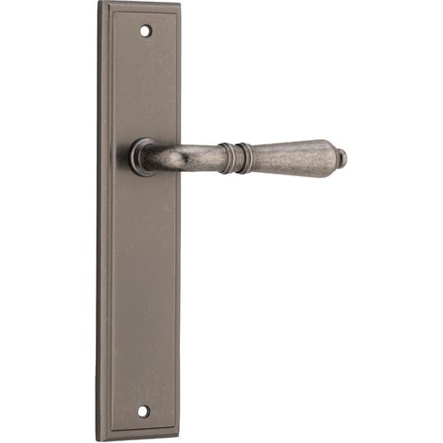Sarlat Lever - Stepped Backplate | Distressed Nickel