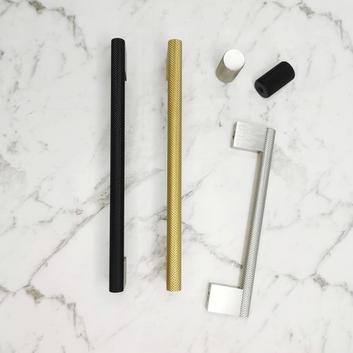 KT&CO Kitchen cabinet handles knurled palm beach
