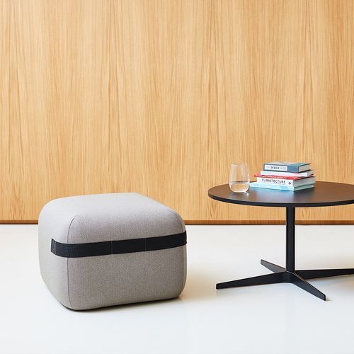 Season Outdoor Pouf