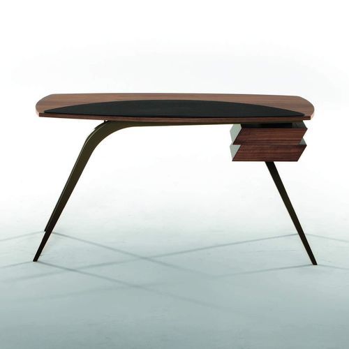 Logos Desk